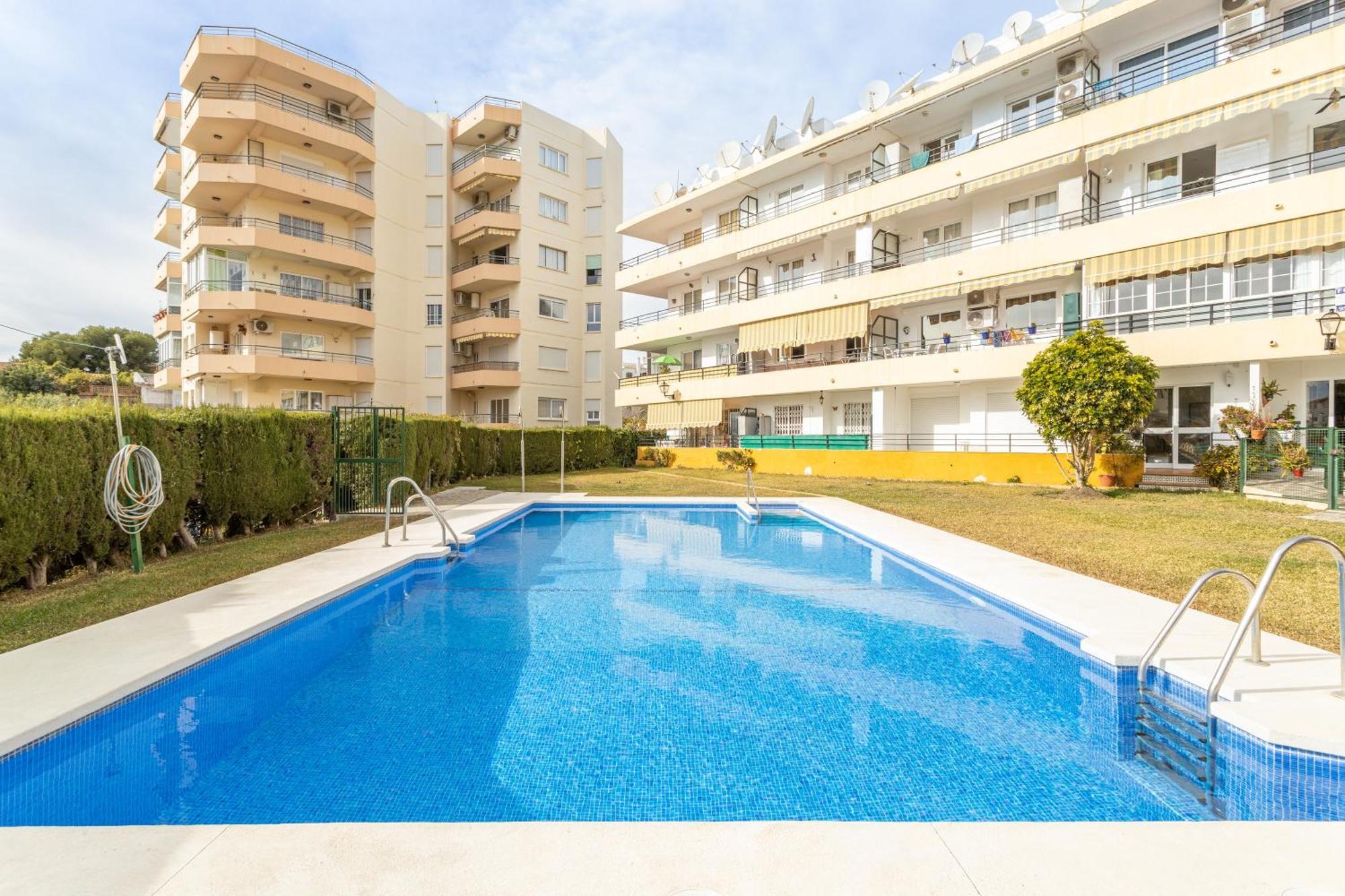 Bright And Spacious 2 Bed Apt Нерха Екстериор снимка